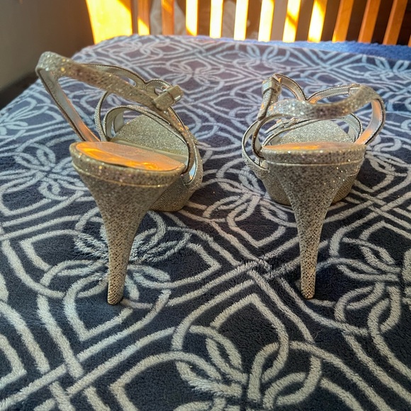 Nine West, Size 11, Sparley Silver Stilettos - Picture 4 of 4